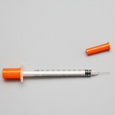 Disposable syringe